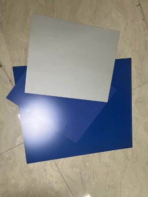 オフセット印刷用、最大コイル幅1350mm、現像時間25±5秒、保存期間18ヶ月のサーマルCTPプレート